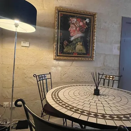 Apartment Le Cherche Midi - Centre Historique D'uzes