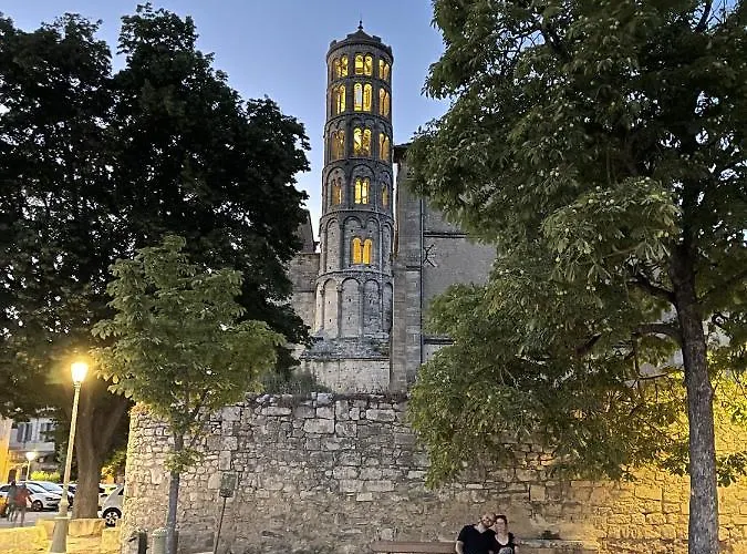 Le Cherche Midi - Centre Historique D'uzes
