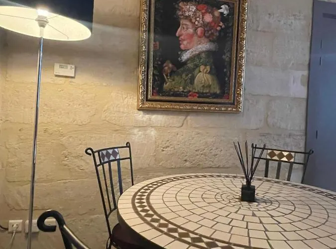 Appartement Le Cherche Midi - Centre Historique D'uzes